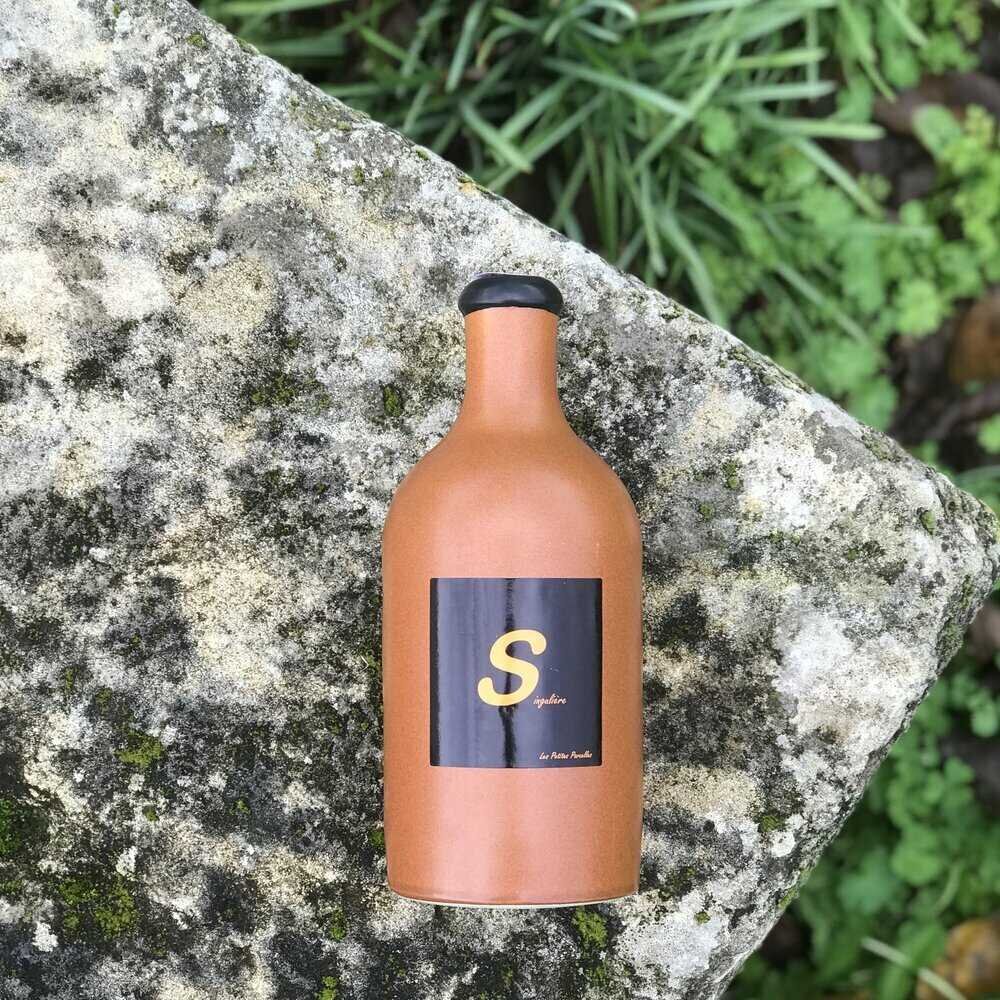 Singular - Small plots