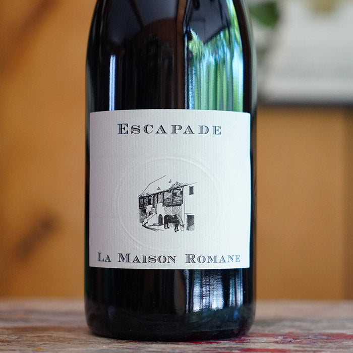 Escapade Rouge - La Maison Romane