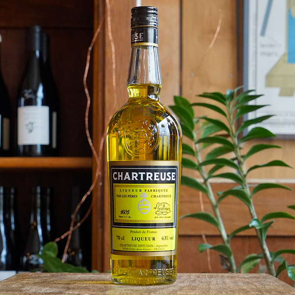 ワイン CHARTREUSE Chartreuse Jaune 70cl - Marée Haute Vins Vivants
